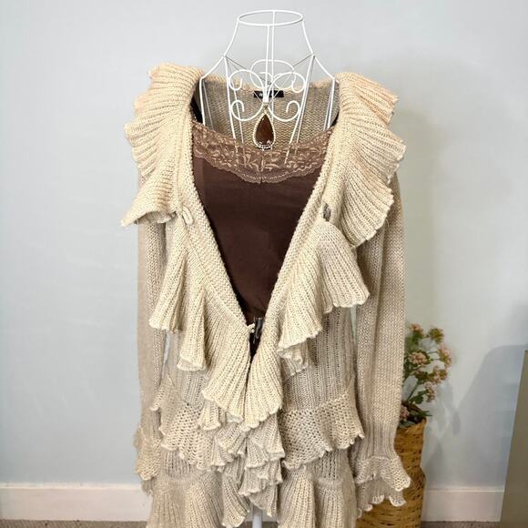 INSANE vintage y2k cream/tan ruffle steampunk cardigan - Picture 4 of 7